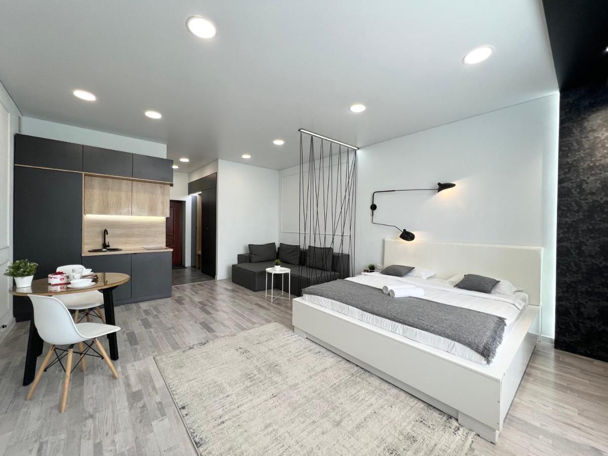 Апартаменты Lux Pavlodar Eksteriør bilde